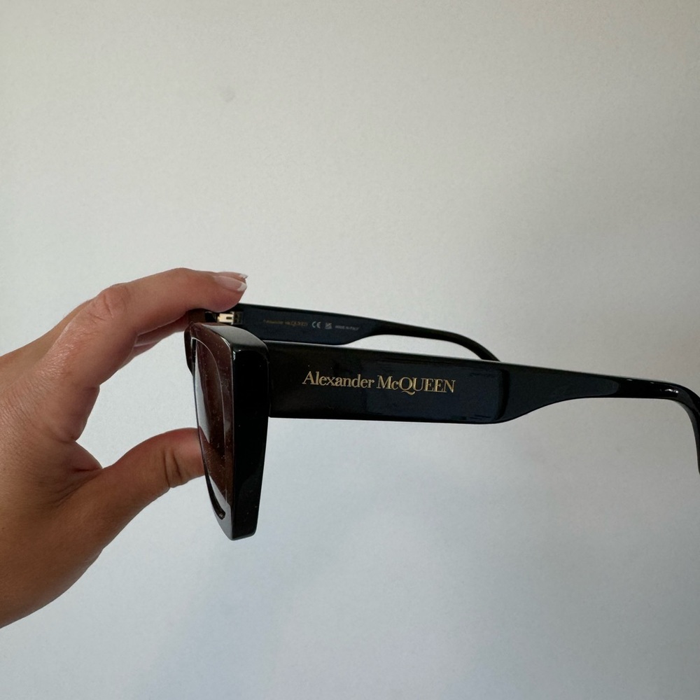 Alexander McQueen gradiant cat eye sunglasses